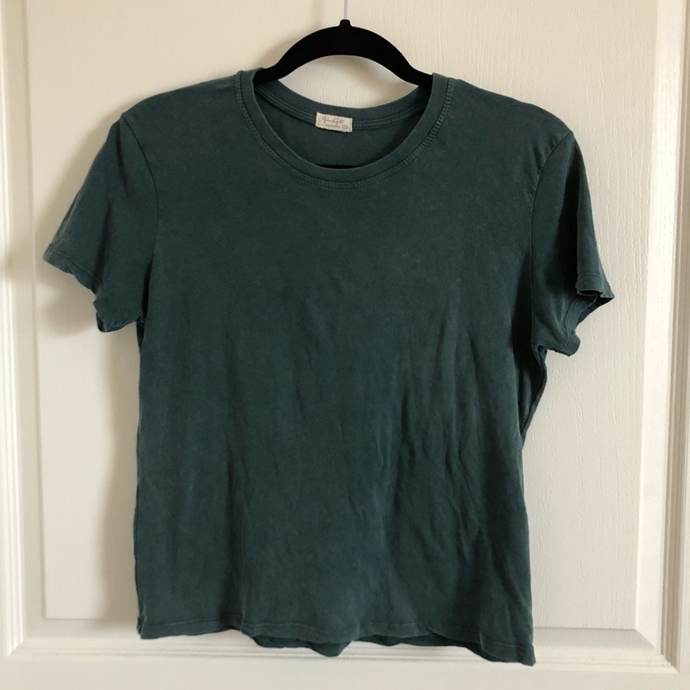 Brandy Melville | forest green stone washed tee